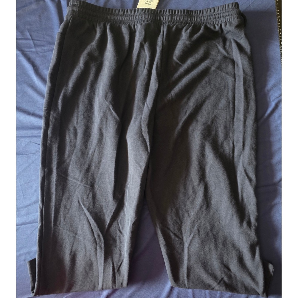 Free Assembly Women XXL Darkest Navy Patch‎ Pocket Sweatpants Shorts/Capris NEW - Picture 12 of 12